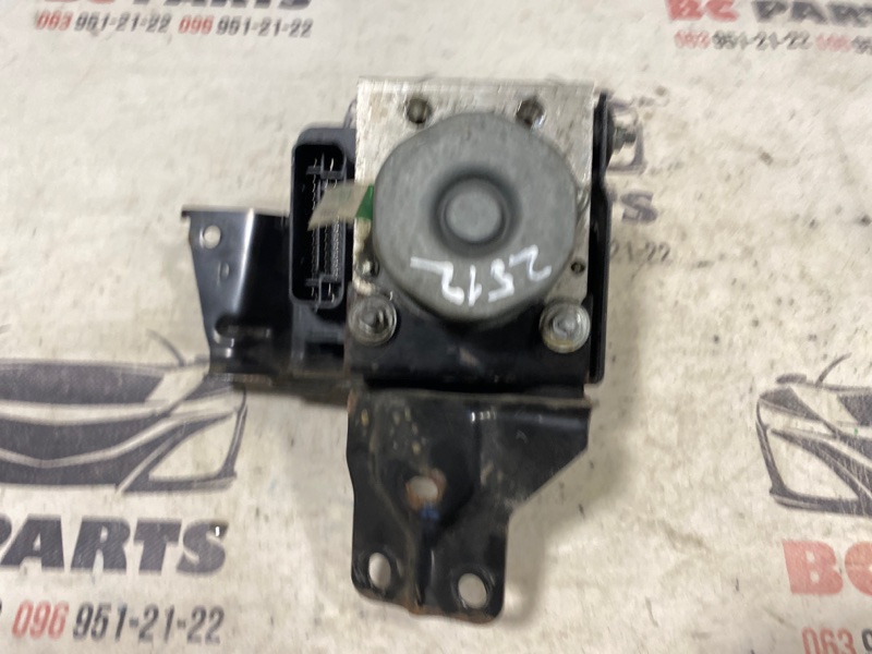 Блок ABS Nissan Rogue 2013-2020 T32 476606FL4A Б/У