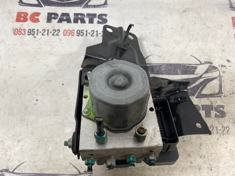 Блок ABS Rogue 2013-2020 T32 QR25 2.5