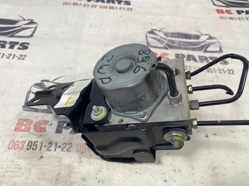 Блок ABS Nissan Rogue 2013-2020 T32 QR25 2.5 47660-9TB0A Б/У