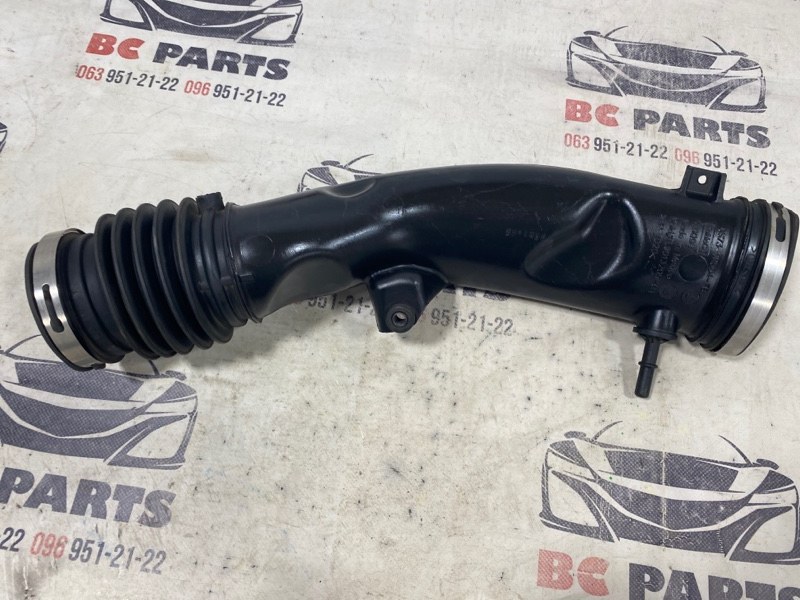 Воздуховод воздушного фильтра Ford Fusion 2012-2021 2.0 DS73-9R504-FB Б/У