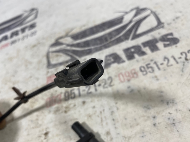 Датчик ABS задний Rogue 2013-2020 T32