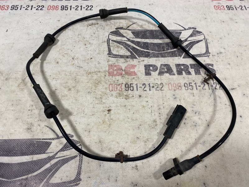 Датчик ABS задний правый Nissan Rogue 2013-2020 T32 47900-4CB2A Б/У