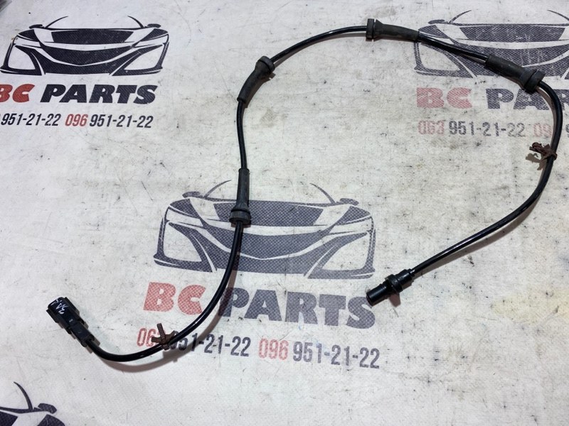 Датчик ABS задний правый Rogue 2013-2020 T32