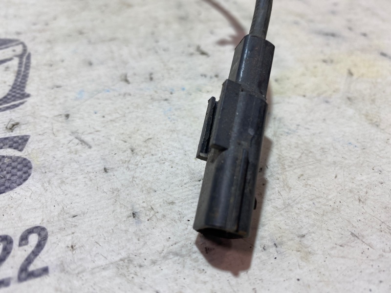 Датчик ABS задний правый Nissan Rogue T32