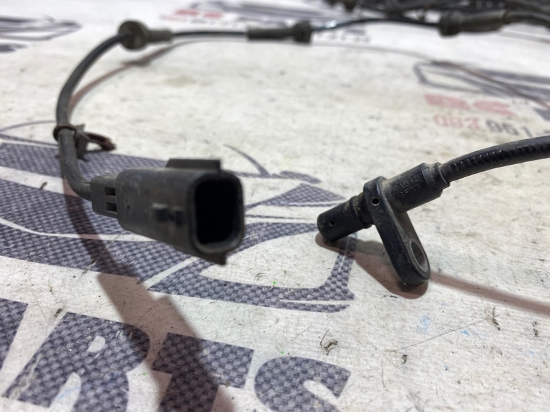 Датчик ABS задний правый Rogue 2013-2020 T32