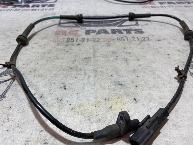 Датчик ABS задний правый Rogue 2013-2020 T32