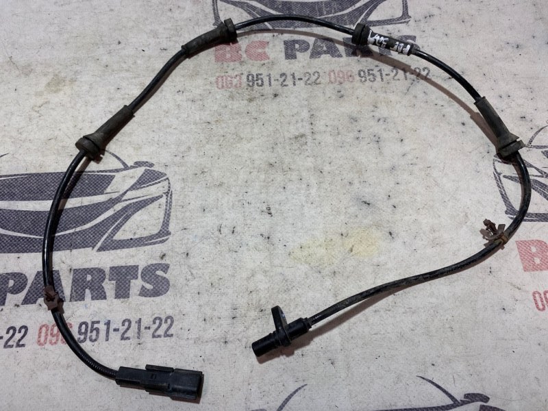 Датчик ABS задний правый Nissan Rogue 2013-2020 T32 47900-4BA0A Б/У