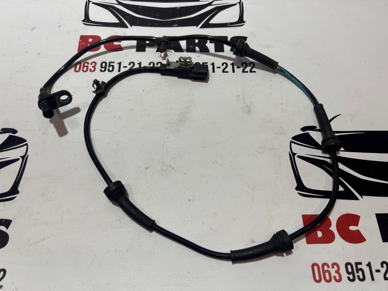 Датчик ABS задний правый Nissan Rogue T32 QR25 2.5