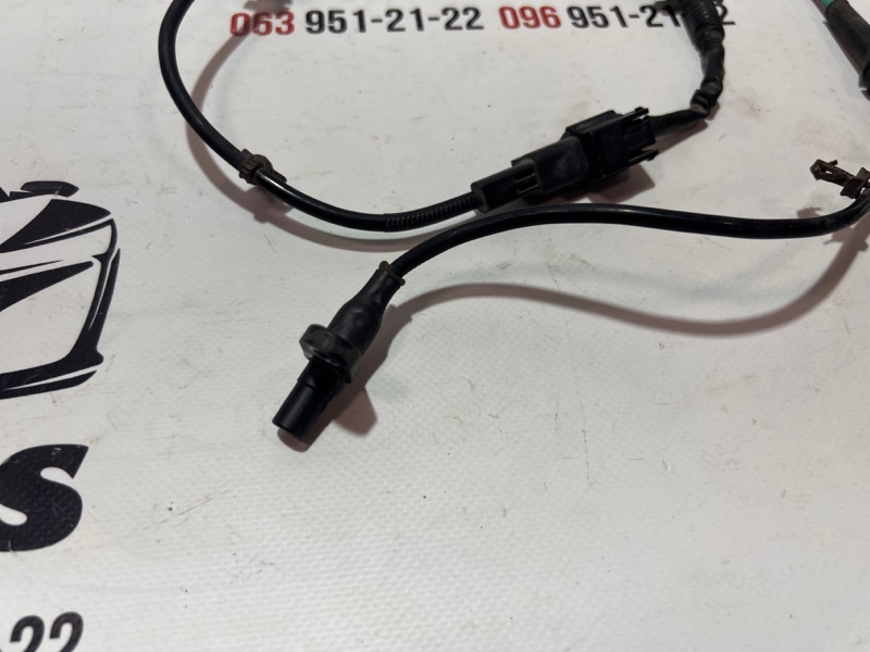 Датчик ABS задний правый Nissan Rogue T32 QR25 2.5