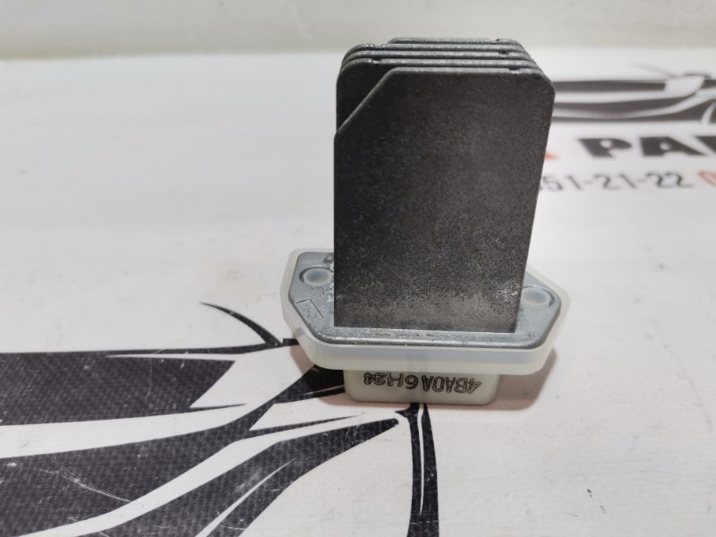 Резистор печки Nissan Rogue 2013-2020 T32 QR25 2.5 277614BA0A Б/У