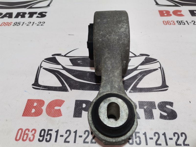 Подушка двигателя правая Nissan Rogue T32 QR25 2.5