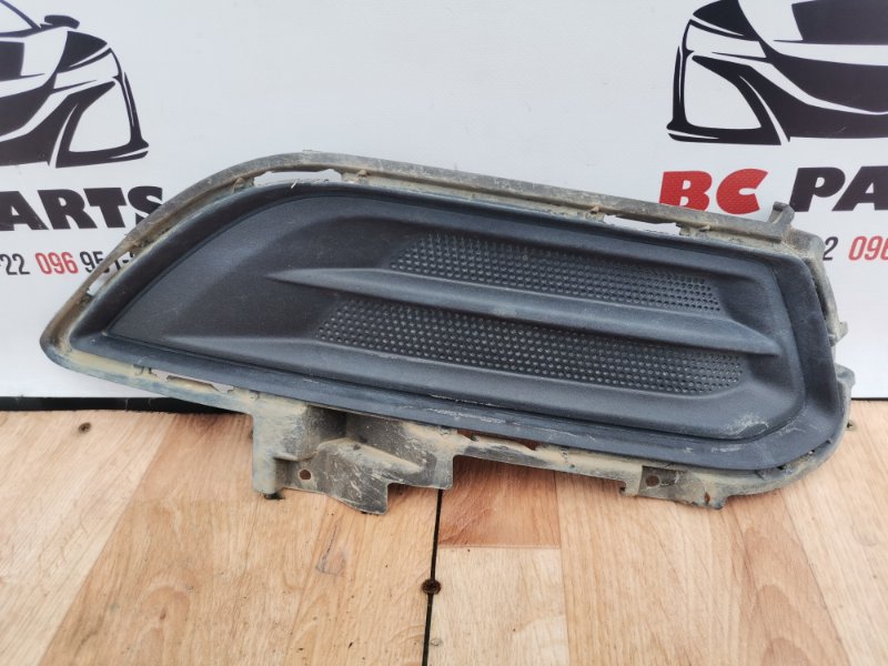 Заглушка ПТФ передняя правая Ford Fusion 2012-2016 DS73 19952 AB Б/У