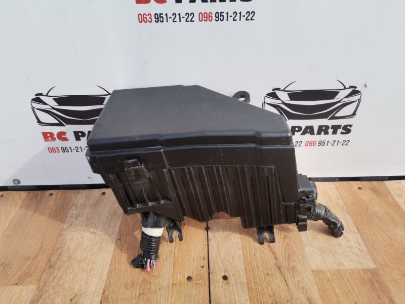 Корпус блока предохранителей Rogue 2020 T33 2.5