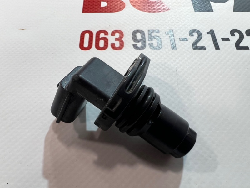 Датчик распредвала Rogue 2020 T33 2.5