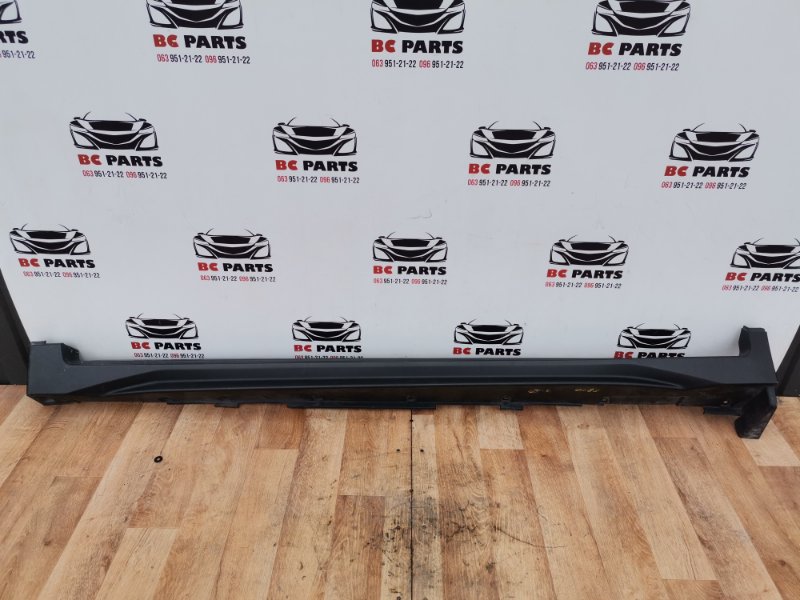 Накладка порога левая Nissan Rogue 2016-2020 T32 768515HK0A Б/У