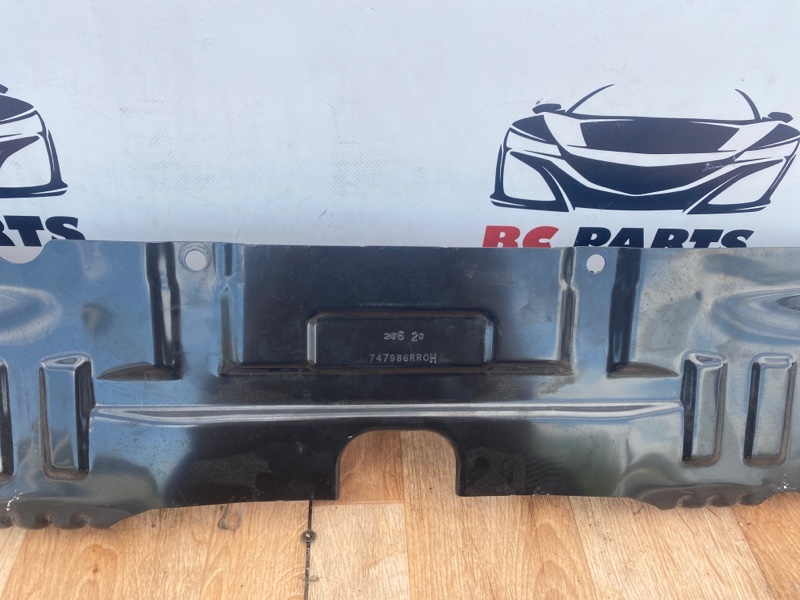 Крепление бампера заднее Nissan Rogue 2020 T33 2.5 747986RR0H