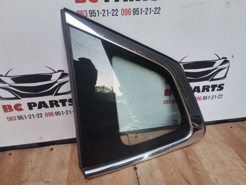 Форточка кузова задняя левая Rogue 2013-2020 T32