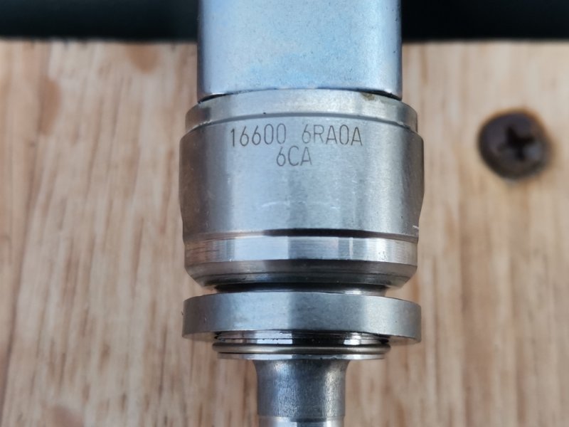 Форсунка топливная Rogue 2020 T33 2.5
