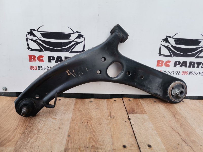 Рычаг подвески нижний передний левый Hyundai Accent 2010-2017 RB 1.6 545001R000 Б/У