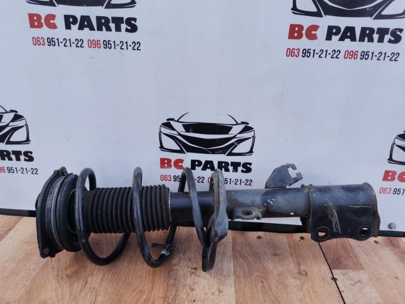 Стойка подвески передняя левая Sentra 2012-2019 B17 1.8