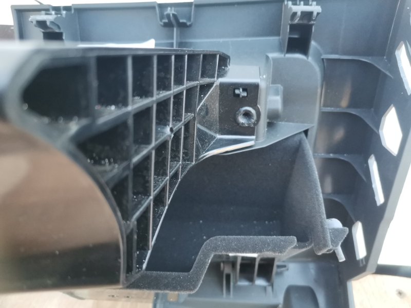 Накладка на торпедо Q3 2020 83A