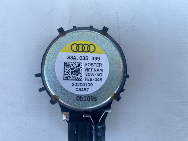 Динамик задний правый Q3 2020 83A