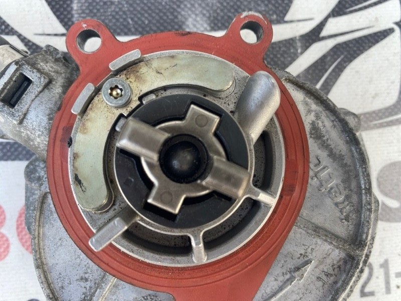 Вакуумный насос Q7 2016-2020 4M 3.0