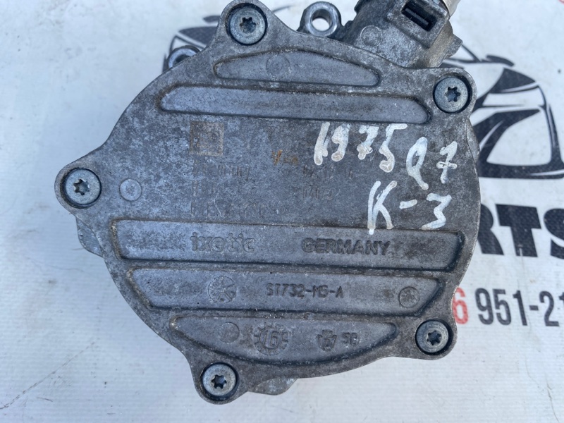 Вакуумный насос Q7 2016-2020 4M 3.0