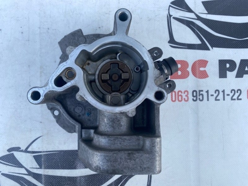 Вакуумный насос Audi Q3 2019-2023 83A 2.0 06L145100L Б/У