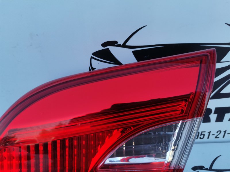 Фонарь внутренний задний правый Sentra 2012-2019 B17 1.8