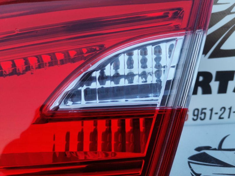 Фонарь внутренний задний правый Sentra 2012-2019 B17 1.8