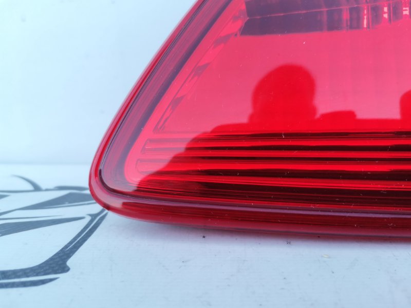 Фонарь внутренний задний правый Sentra 2012-2019 B17 1.8
