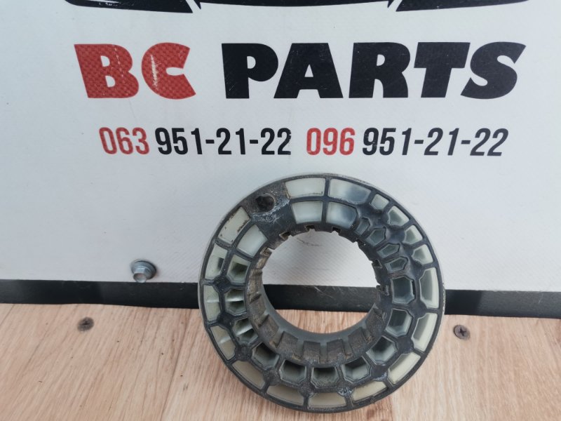 Опора пружины нижняя Nissan Rogue 2021 T33 2.5 55032-6RN0A Б/У