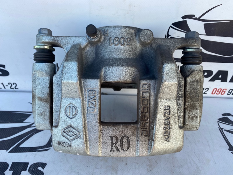 Суппорт тормозной передний правый Nissan Rogue 2021 T33 2.5 41001-6RA0A Б/У