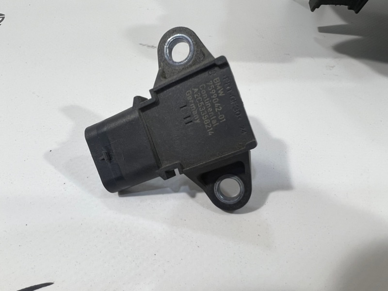 Датчик давления во впускном коллекторе Bmw 3 2012-2019 F30 2.0 759904201 Б/У