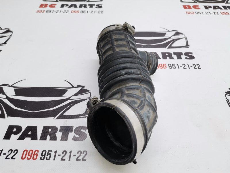 Патрубок воздушного фильтра Sentra 2012-2019 B17 1.8