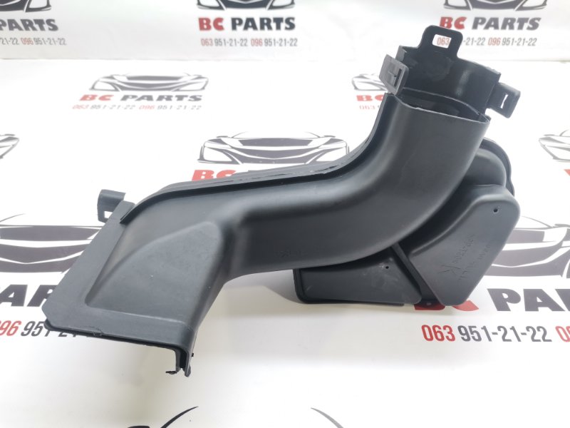 Воздуховод воздушного фильтра Nissan Rogue T32 QR25 2.5