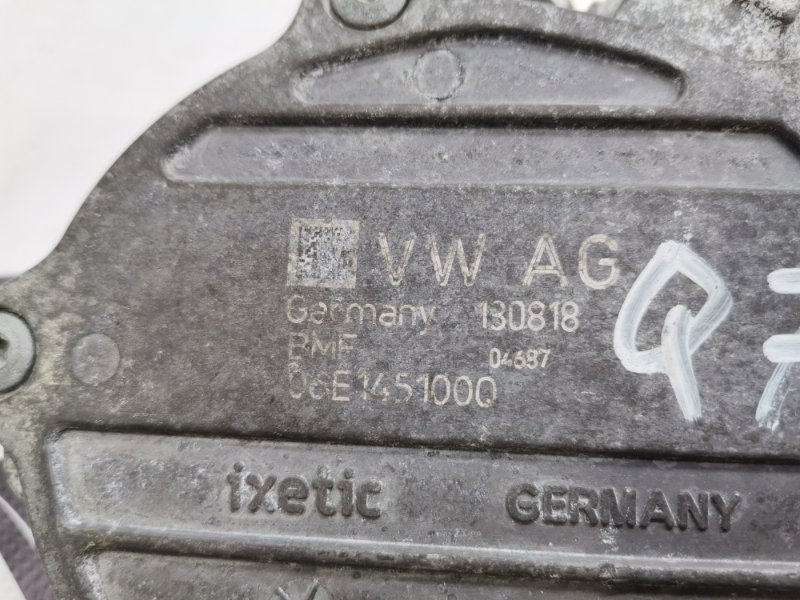 Вакуумный насос Q7 2016-2020 4M 3.0