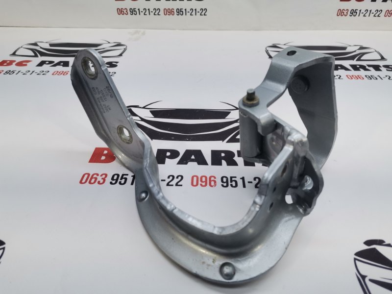 Петля крышки багажника задняя левая Audi Q7 2016-2020 4M 3.0 4M0827299C Б/У