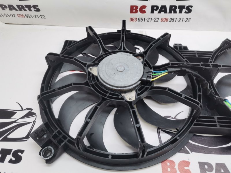 Диффузор радиатора ALTIMA 2012-2018 L33 2.5 Диффузор радиатора ALTIMA 2012-2018 L33 2.5