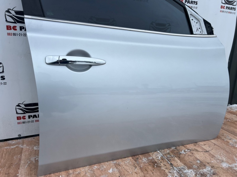 Дверь боковая передняя правая Sentra 2012-2019 B17 1.8