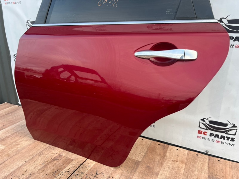 Дверь боковая задняя левая ALTIMA 2012-2018 L33 2.5