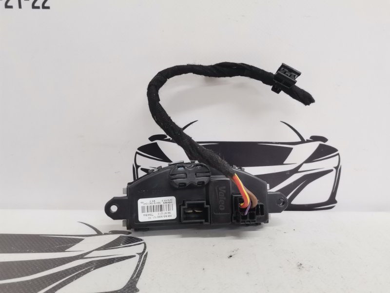 Резистор печки Audi Q3 2019-2023 83A 2.0 5Q0907521C Б/У