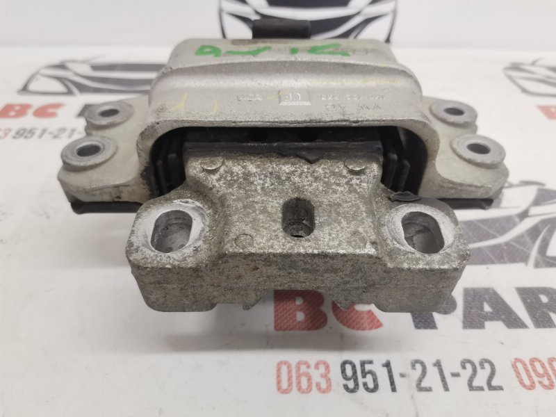 Подушка АКПП Passat 2011-2015 B7 1.8