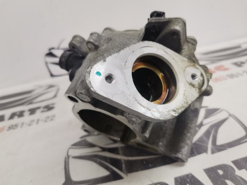 Вакуумный насос Passat 2011-2015 B7 1.8