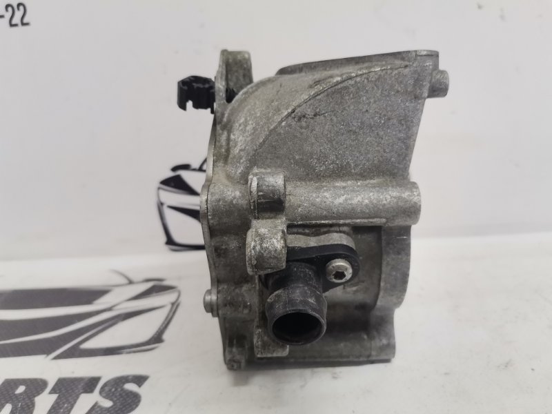 Вакуумный насос Passat 2011-2015 B7 1.8