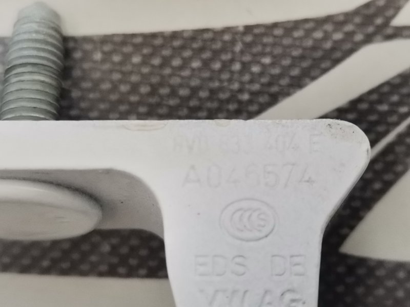 Петля двери Q3 2019-2023 83A 2.0