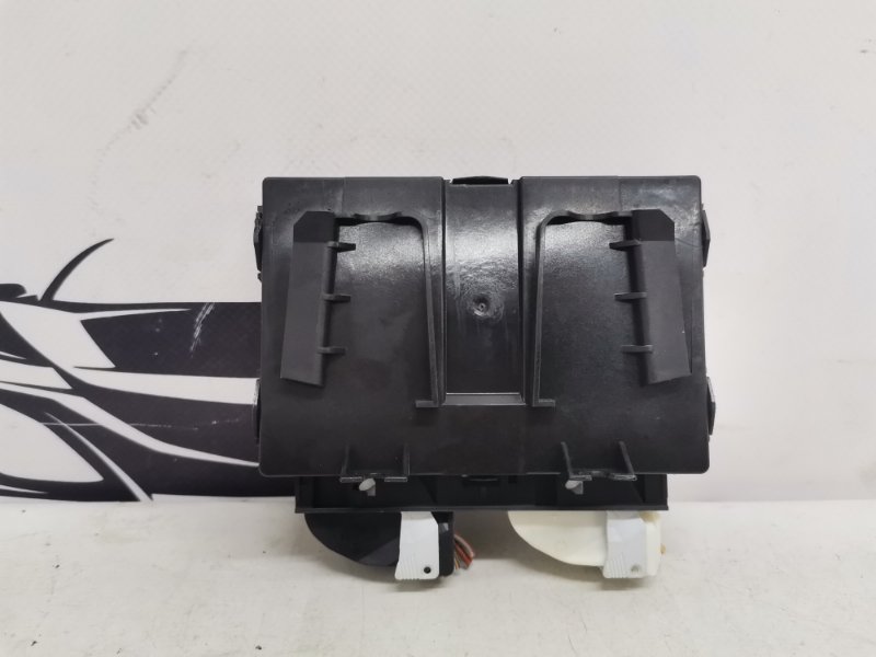 Блок управления Bmw 3 2012-2019 F30 2.0 64116820235 Б/У