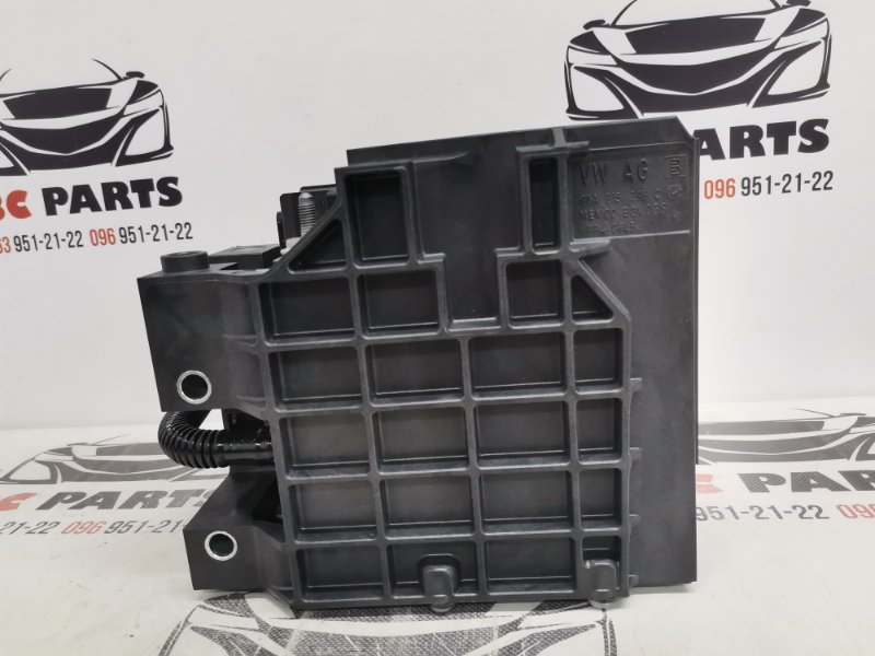 Аккумулятор Audi Q5 2021 2.0 8W0915101A Б/У