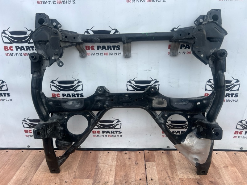 Подрамник передний Bmw 3 2012-2019 F30 2.0 31106872118 контрактная